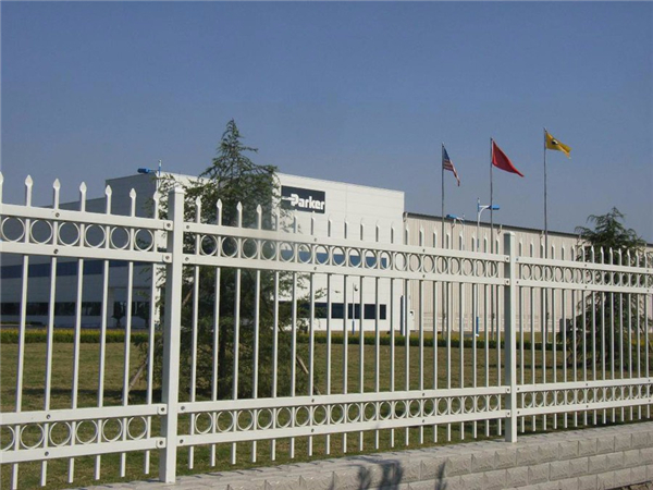 工廠鋅鋼圍墻護欄,工廠鋅鋼圍欄 工廠鋅鋼圍墻護欄,工廠鋅鋼圍欄