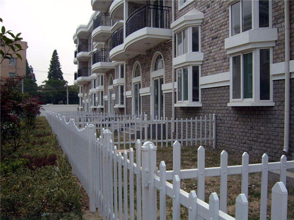 pvc社區(qū)護(hù)欄 pvc社區(qū)護(hù)欄